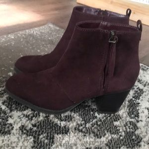 Old Navy suede booties